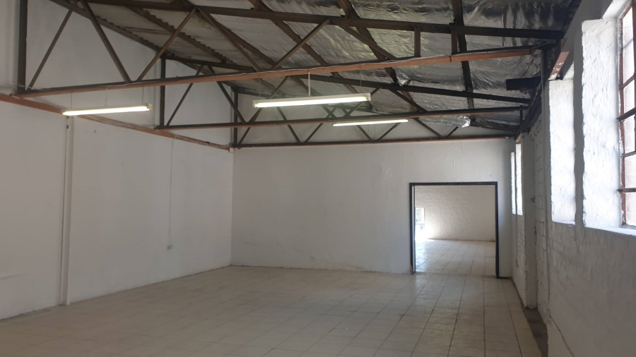 To Let Commercial Property for Rent in Salt River Western Cape